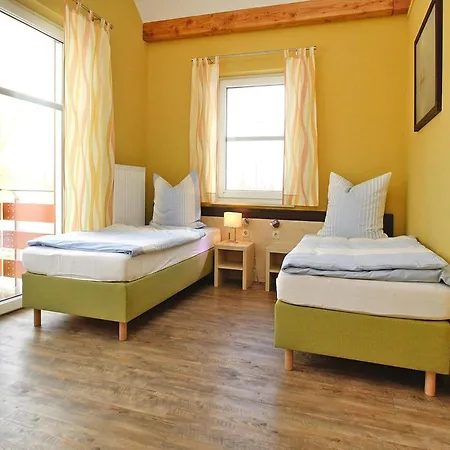 In Plau Am Mit Terrasse, Cleaning Included Апартаменты *